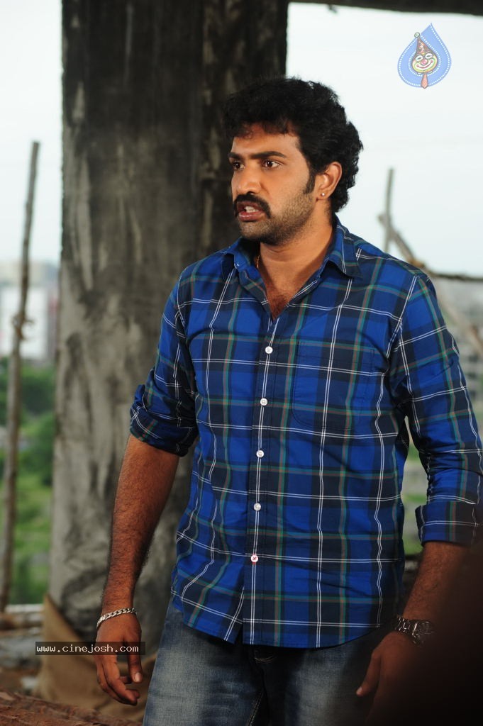 Nandiswarudu Movie Latest Stills - 28 / 33 photos