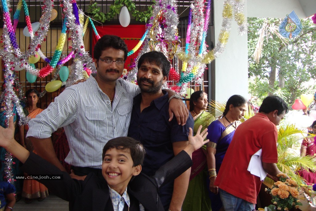 Nandu Movie Stills and Walls - 46 / 50 photos