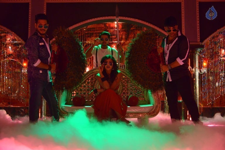 Nanna Nenu Naa Boyfriends New Photos - 1 / 4 photos