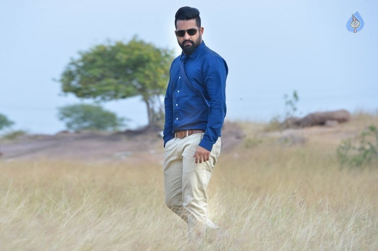 Nannaku Prematho New Posters and Photos - 8 / 9 photos