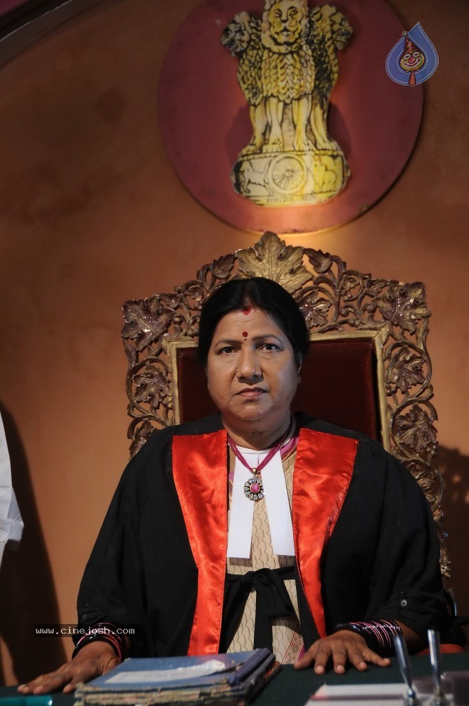 Nannapaneni Rajakumari Stills in Vijetha Movie - 3 / 27 photos