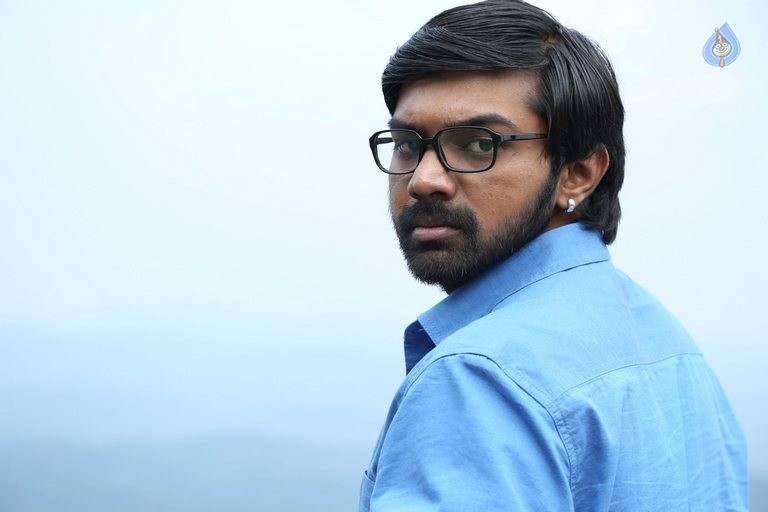 Nannu Vadali Neevu Polevule Photos - 3 / 9 photos