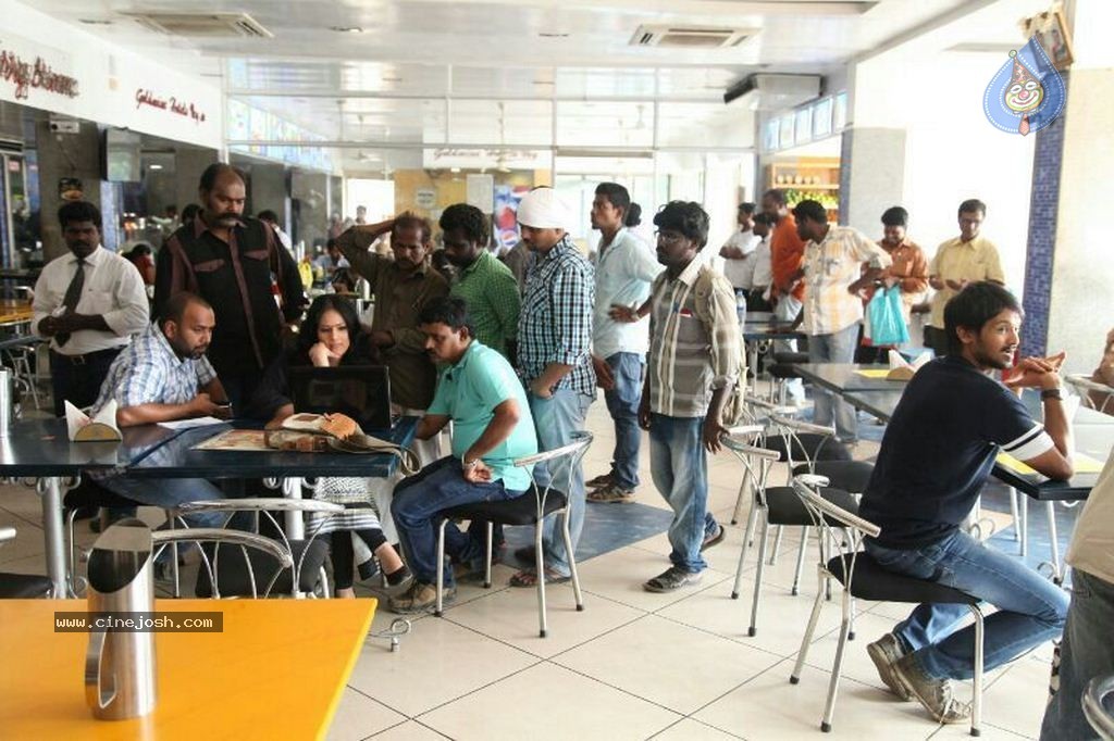 Narathan Tamil Movie Stills - 6 / 13 photos