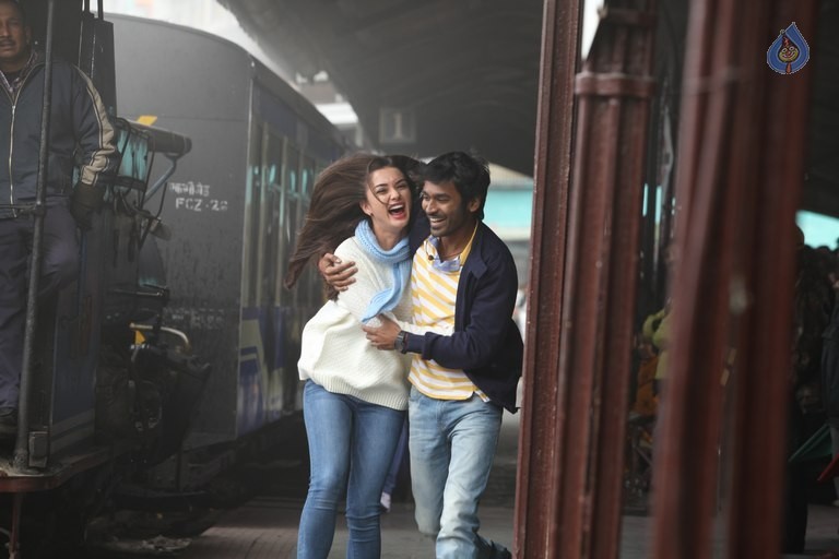 Nava Manmadhudu New Photos - 16 / 17 photos