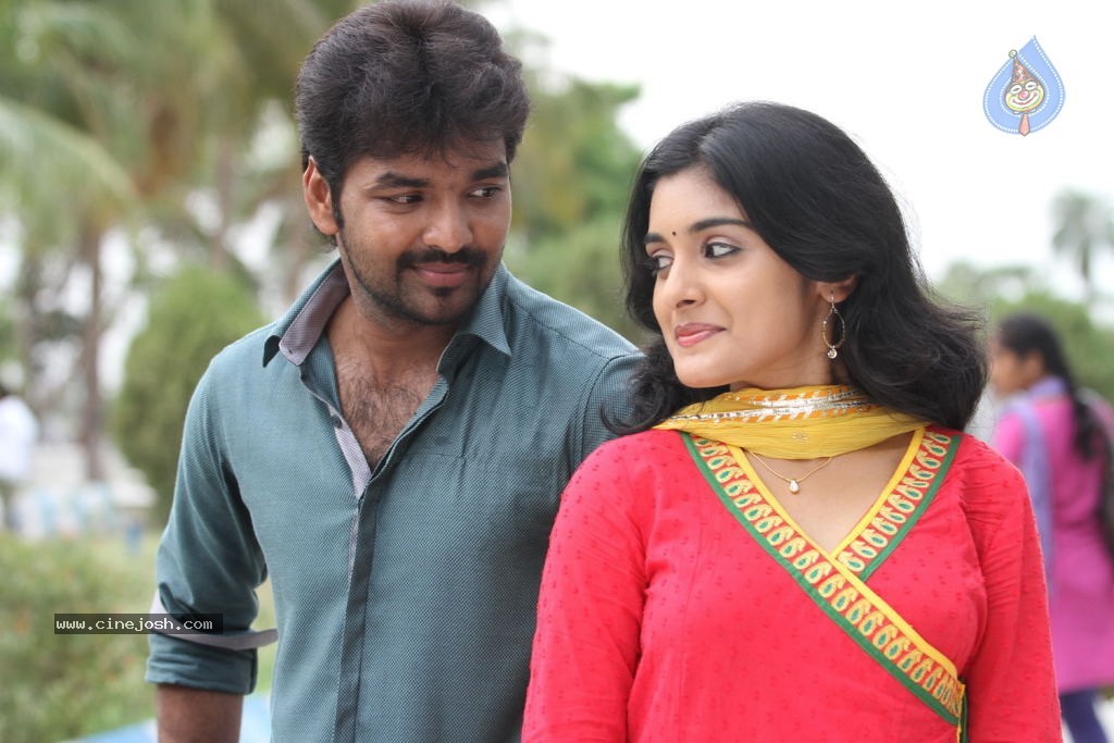 Naveena Saraswathi Sabatham Tamil Movie Stills - 44 / 59 photos