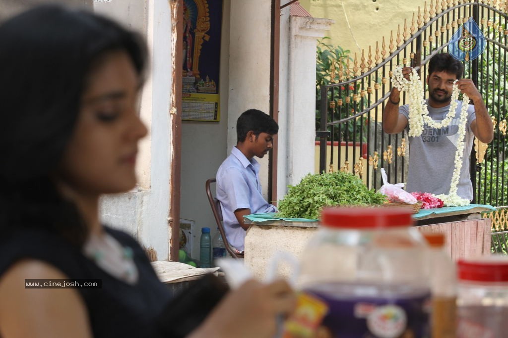 Naveena Saraswathi Sabatham Tamil Movie Stills - 56 / 59 photos