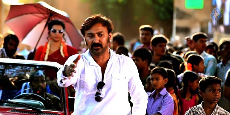 Nayaki Movie Photos and Posters - 31 / 35 photos