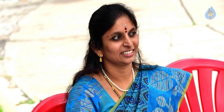 Nayaki Movie Photos and Posters - 32 / 35 photos