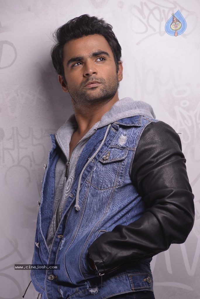 Nee Jathaga Nenundali Movie Stills - 3 / 24 photos