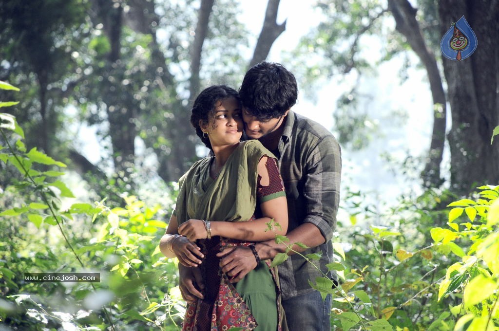 Neeku Naaku Dash Dash Movie Stills - 43 / 57 photos