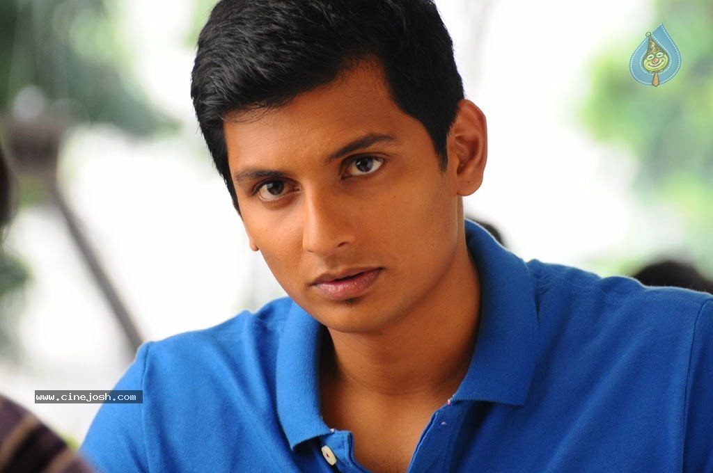 Neethane En Pon Vasantham Tamil Movie Stills - 9 / 20 photos