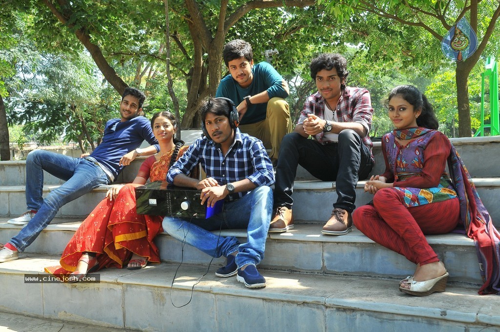 Nenu Naa Friends Movie New Stills - 29 / 90 photos
