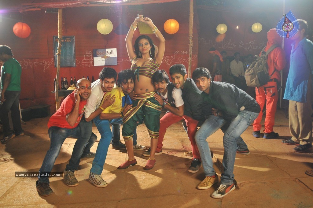 Nenu Naa Friends Movie New Stills - 31 / 90 photos