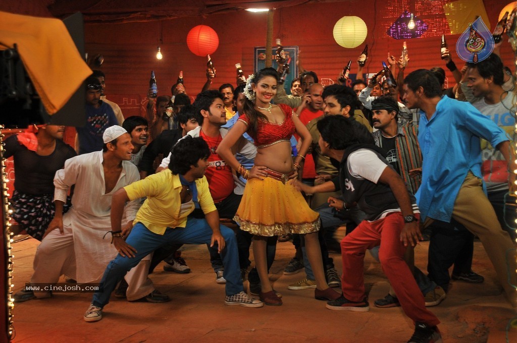 Nenu Naa Friends Movie New Stills - 64 / 90 photos