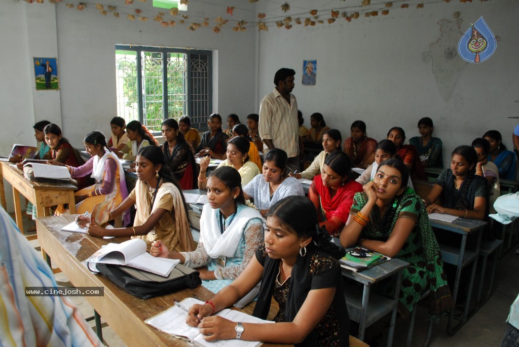 Nenu Nanna Abaddam Movie Latest Stills - 7 / 30 photos