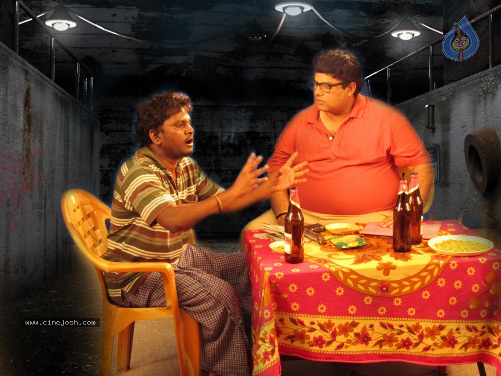 Nenu Nene Ramune Movie Hot Stills - 16 / 52 photos