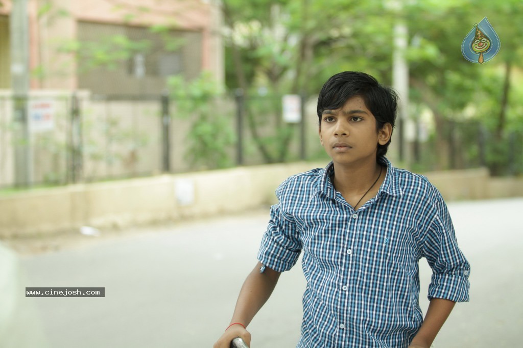 Nenu Nene Ramune Movie Hot Stills - 28 / 52 photos