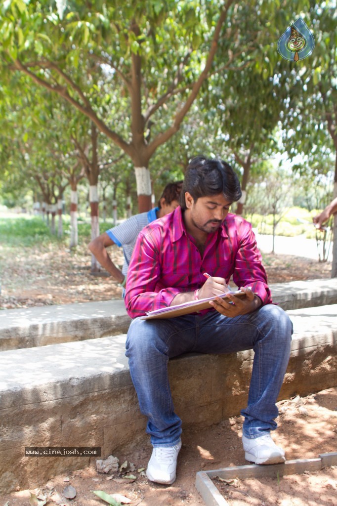 Nenu Nene Ramune Movie Stills - 7 / 20 photos