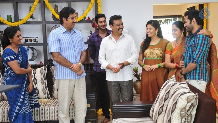 Nenu Sailaja Photos and Posters - 31 / 32 photos