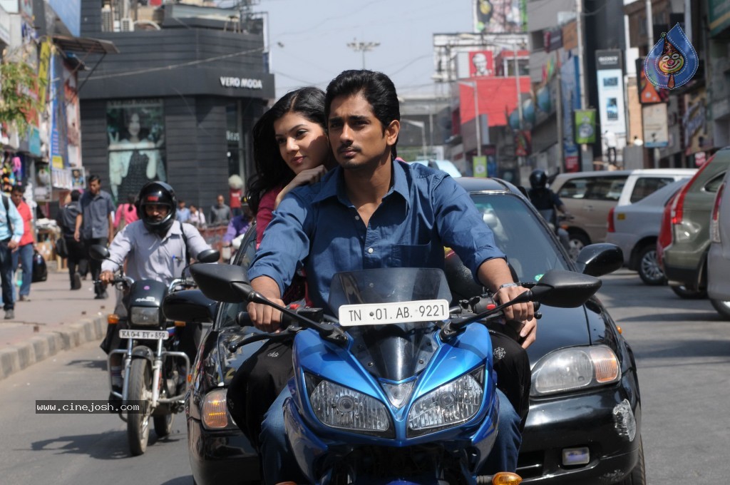NH 4 Movie Stills n Walls - 23 / 51 photos