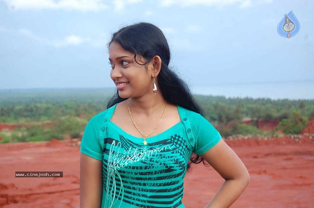 Nila Methu Kathal Tamil Movie Hot Stills - 3 / 70 photos