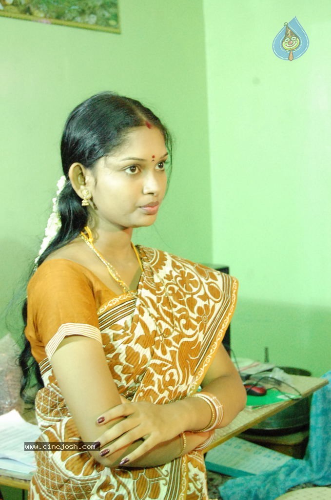 Nila Methu Kathal Tamil Movie Hot Stills - 35 / 70 photos