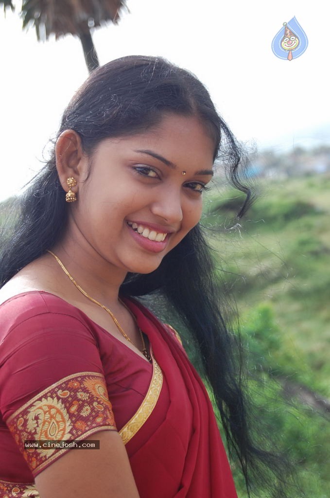 Nila Methu Kathal Tamil Movie Hot Stills - 39 / 70 photos