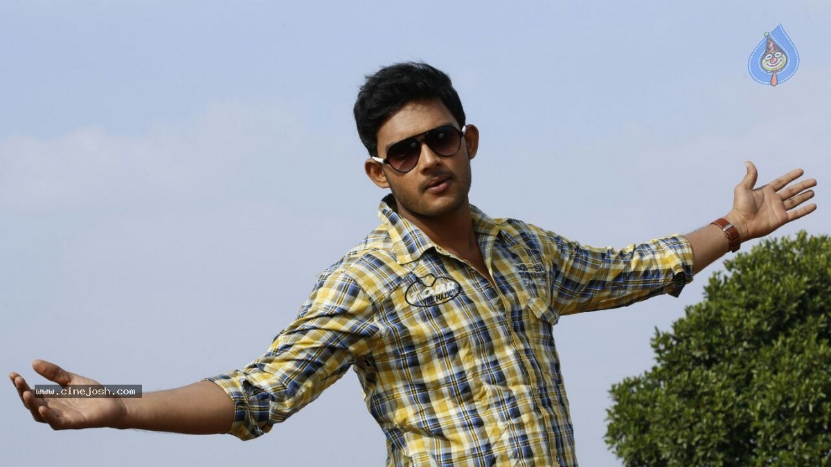 Niluvave Vaalu Kanuladana Movie Stills - 14 / 29 photos