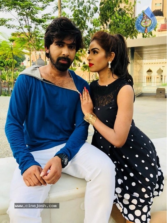 Ninne Chustu Movie Pics - 7 / 7 photos