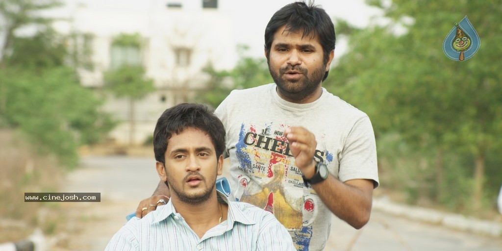 Ninu Chusaka Movie Stills n Posters - 27 / 72 photos