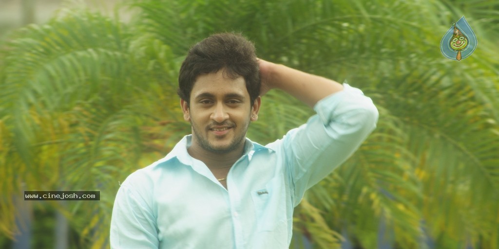 Ninu Chusaka Movie Stills n Posters - 37 / 72 photos