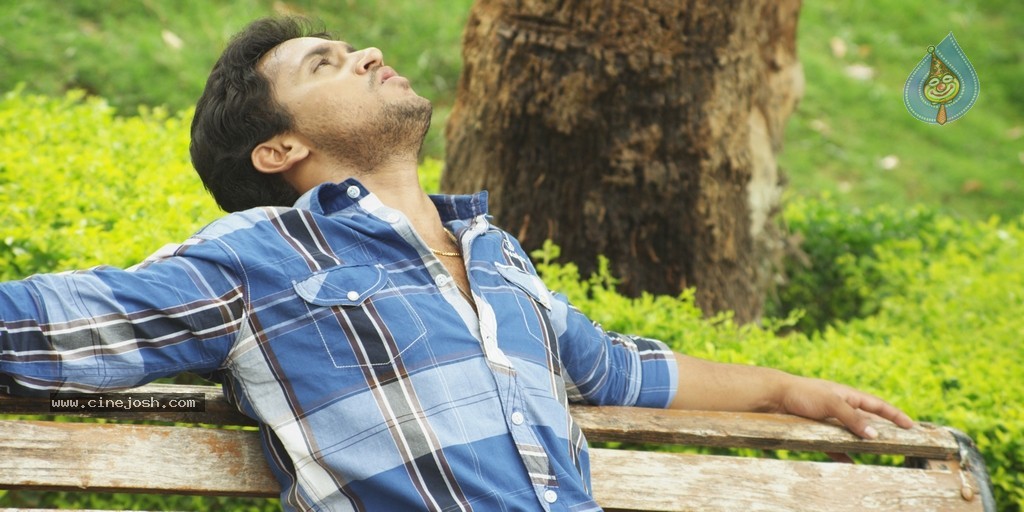 Ninu Chusaka Movie Stills n Posters - 40 / 72 photos