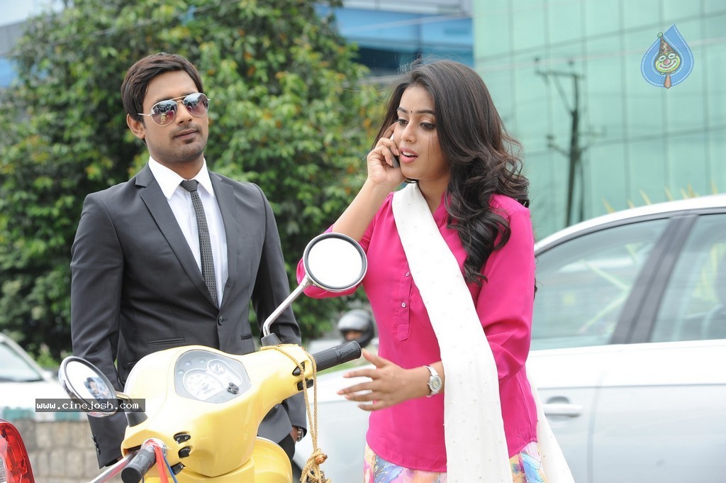 Nuvvala Nenila Movie New Stills - 31 / 52 photos