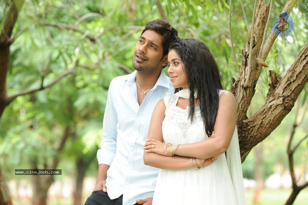 Nuvvala Nenila Movie New Stills - 49 / 52 photos
