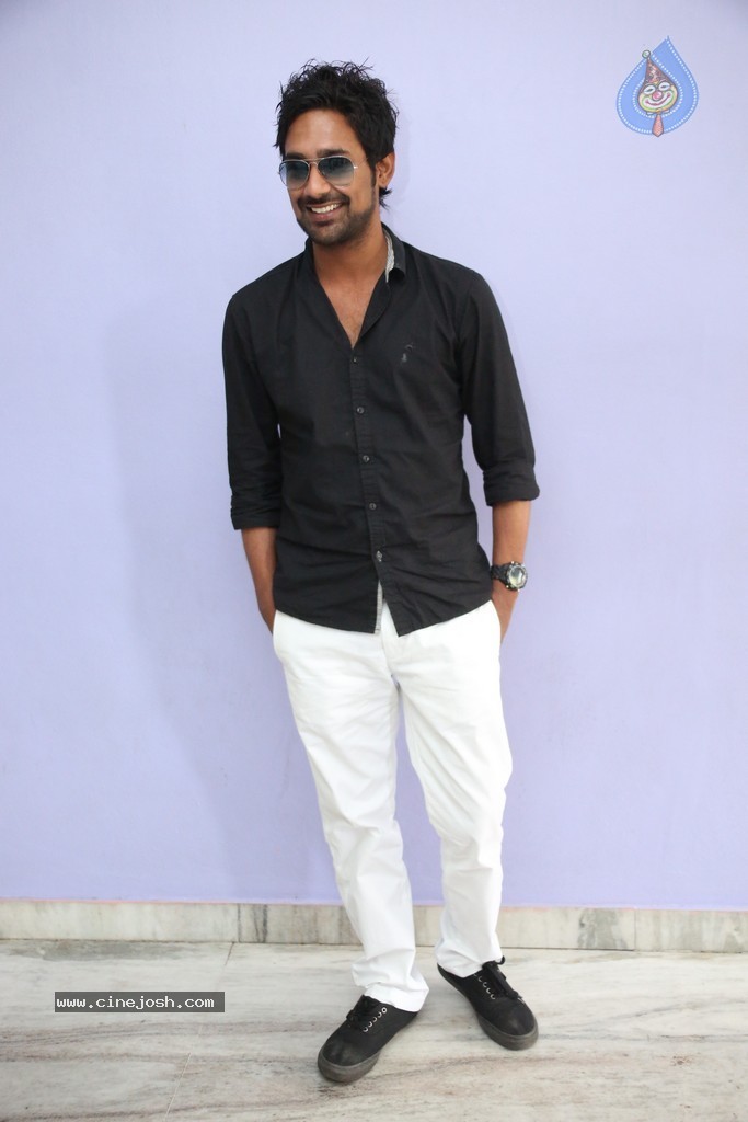 Nuvvala Nenila Movie Wallpapers  - 9 / 13 photos