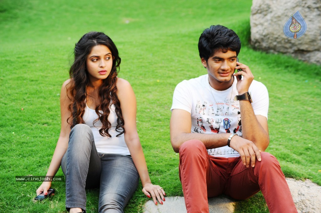 Nuvve Naa Bangaram New Stills - 5 / 12 photos