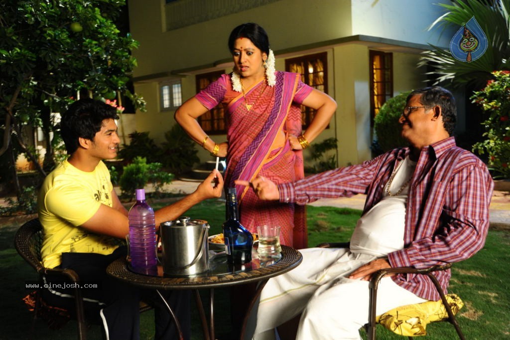 Nuvve Naa Bangaram Stills - 30 / 31 photos