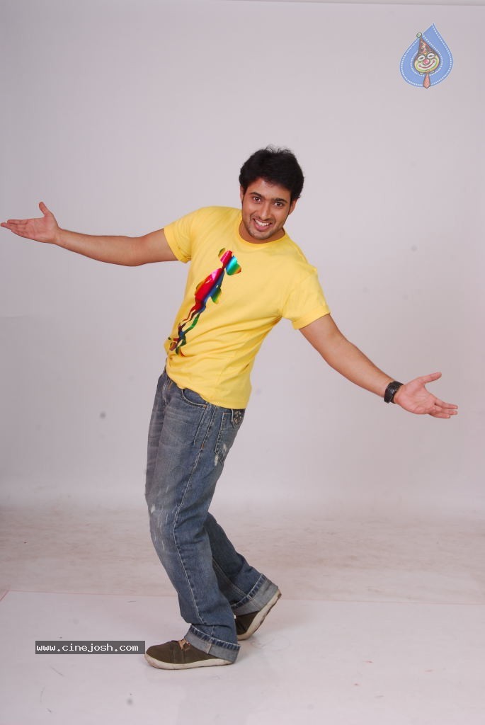 Nuvvekkadunte Nenakkadunta Movie Stills - 37 / 70 photos