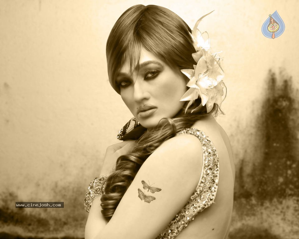 O Malli Movie New Stills - 31 / 33 photos