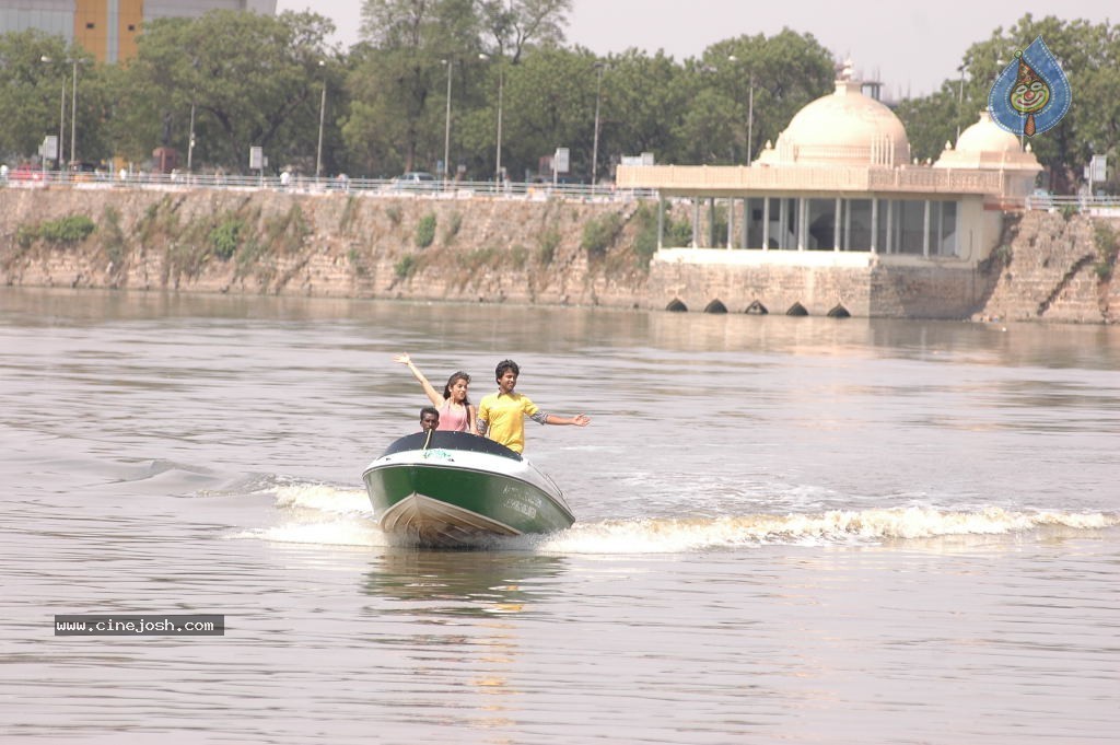 O Manasa Movie New Stills - 27 / 44 photos