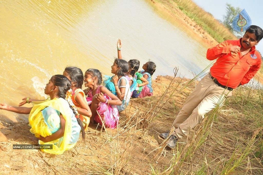 Oho Tamil Movie Stills - 74 / 77 photos