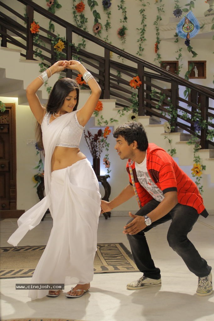 Oka College Story Movie Stills - 18 / 30 photos