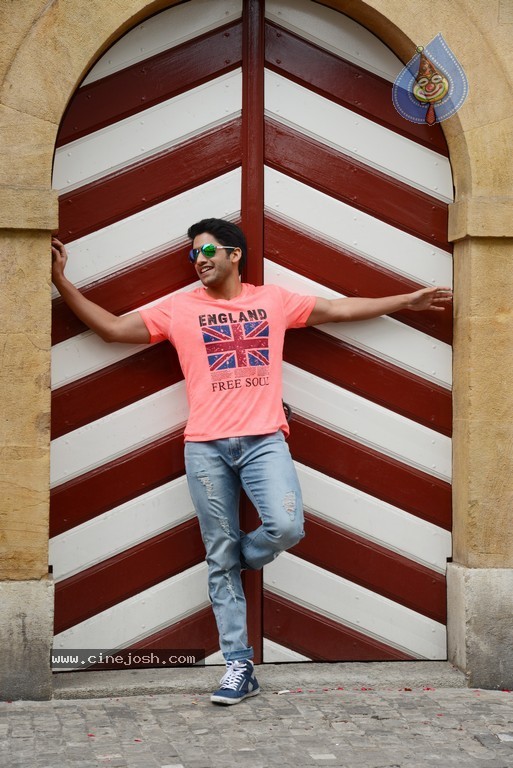 Oka Laila Kosam New Pics - 10 / 10 photos