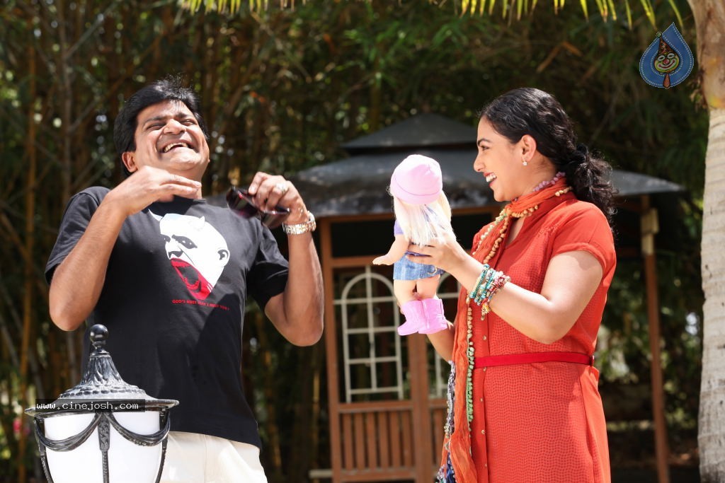 Okkadine Movie Gallery - 13 / 15 photos