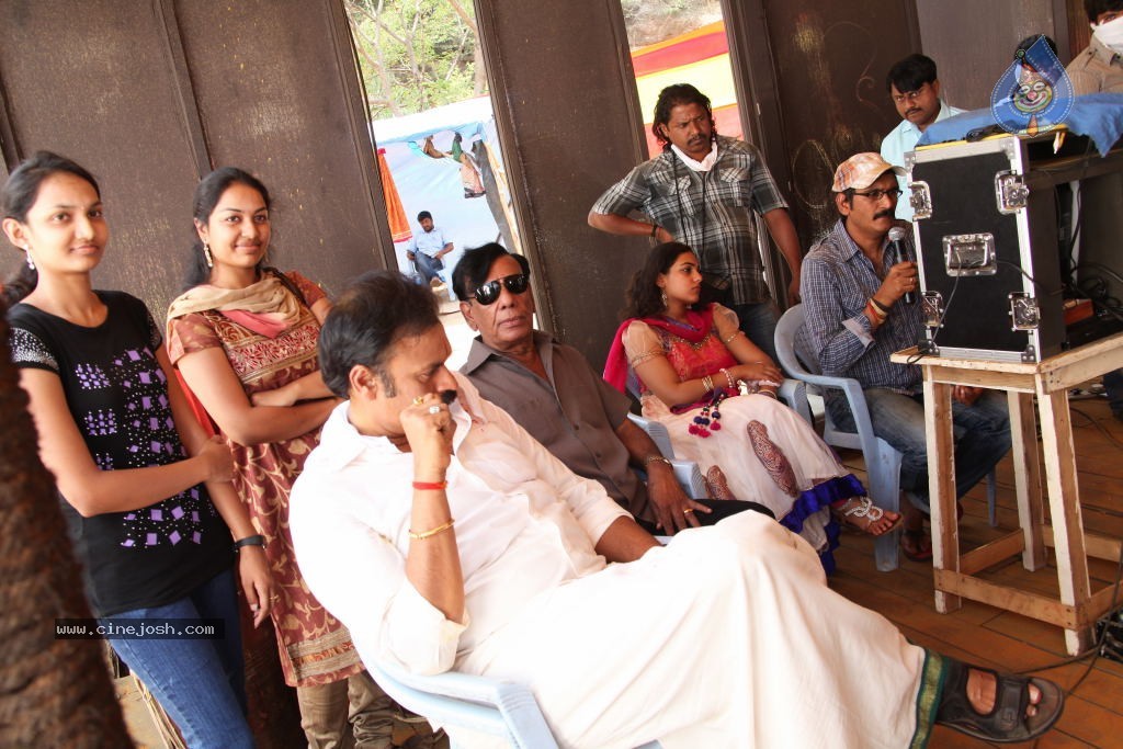 Okkadine Movie Latest Stills - 1 / 11 photos