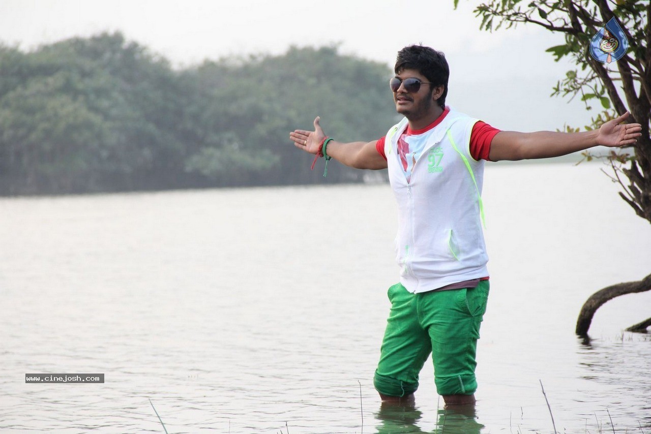 Okkaditho Modalaindi Movie Stills - 26 / 27 photos