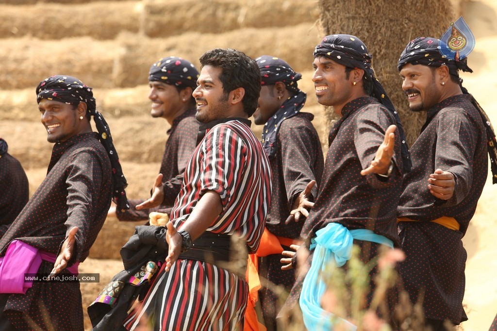 Ore Oru Raja Mokka Raja Tamil Movie Stills - 41 / 68 photos