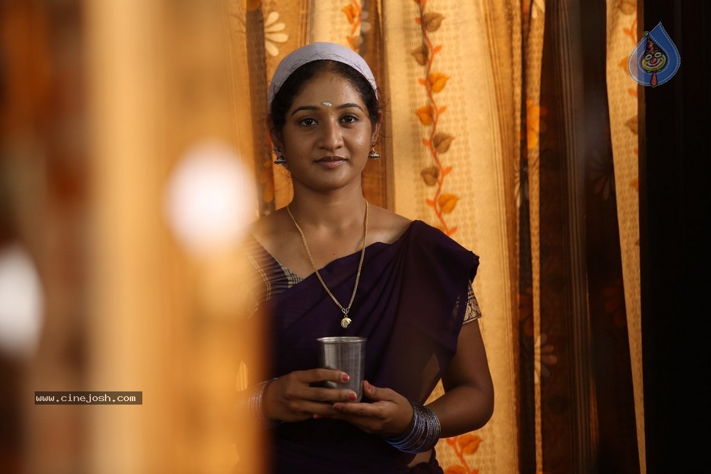 Ore Oru Raja Mokka Raja Tamil Movie Stills - 46 / 68 photos