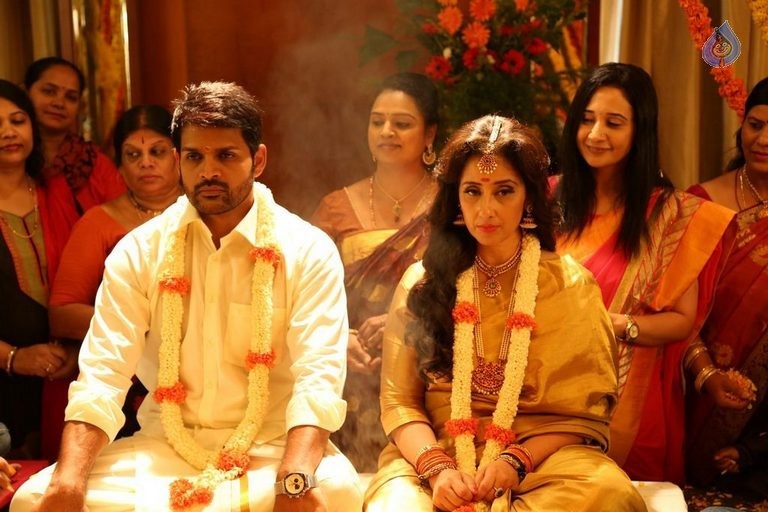 Oru Melliya Kodu Tamil Movie Photos - 25 / 42 photos