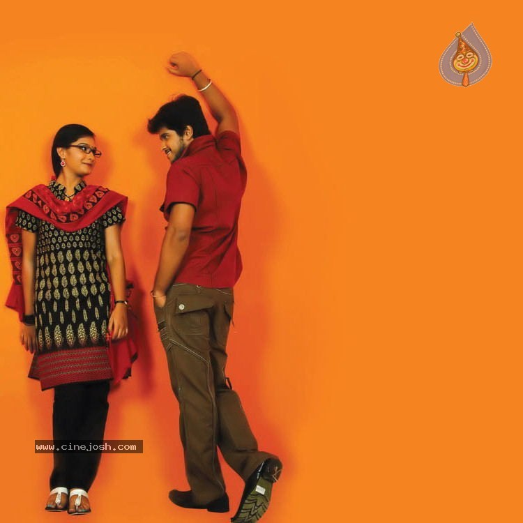 Osei Osei Vadlesi Vellipoke Movie Posters - 8 / 26 photos